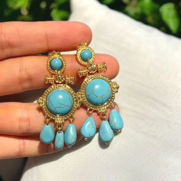 Breathtaking Gold & Turquoise Cabochon Dangle Regal Earrings - Picture 2 of 4